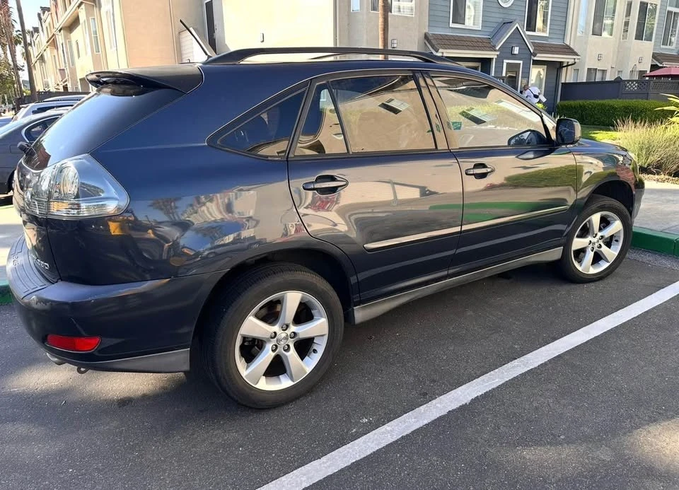 2004 Lexus RX 2nd Gen - Image 4 of 4