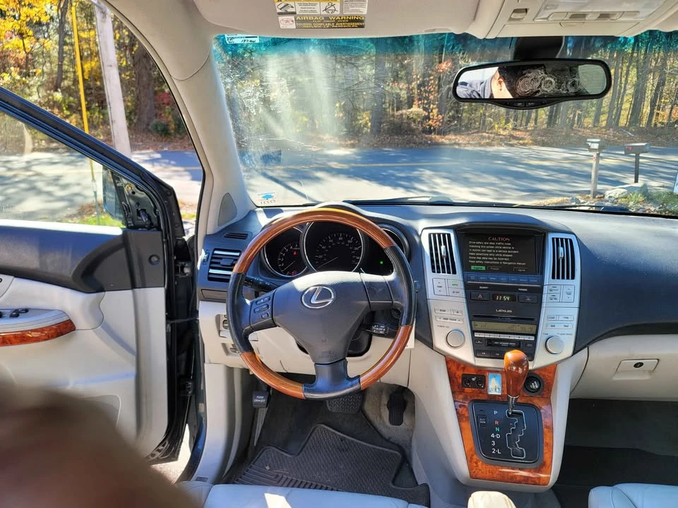 2004 Lexus RX 2nd Gen - Image 8 of 8