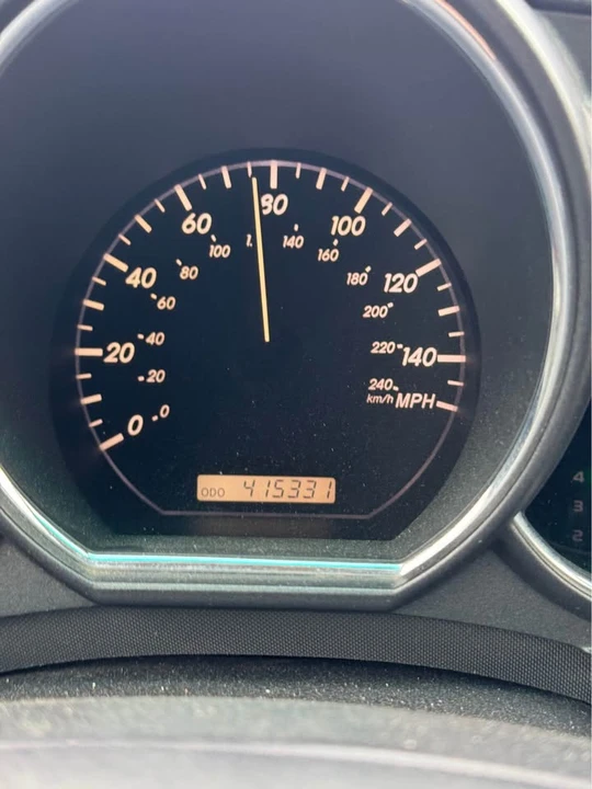 2004 Lexus RX 2nd Gen - Image 9 of 9