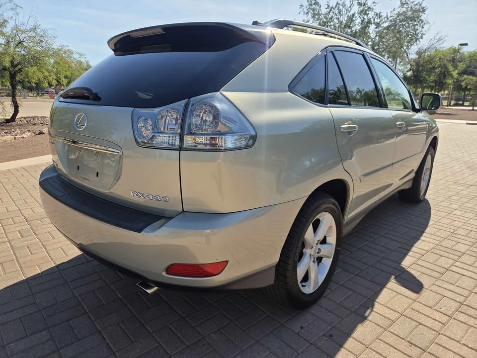 2004 Lexus RX 2nd Gen - Image 4 of 9
