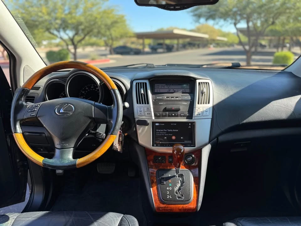 2004 Lexus RX 2nd Gen - Image 15 of 17
