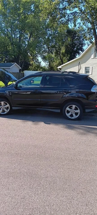 2004 Lexus RX 2nd Gen - Image 2 of 2