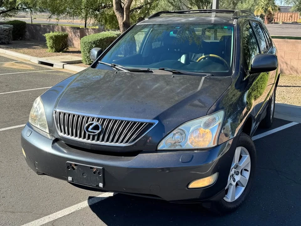 2004 Lexus RX 2nd Gen - Image 2 of 17