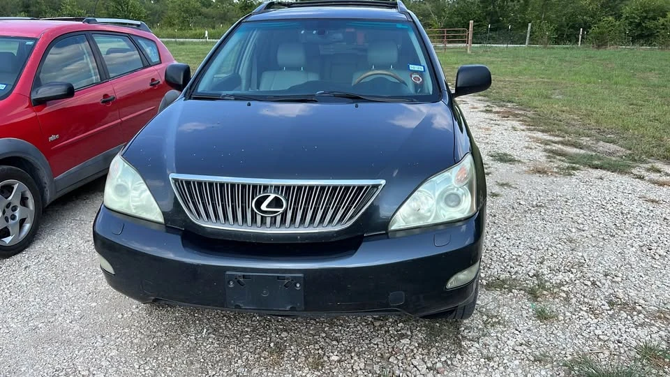2004 Lexus RX 2nd Gen - Image 3 of 5