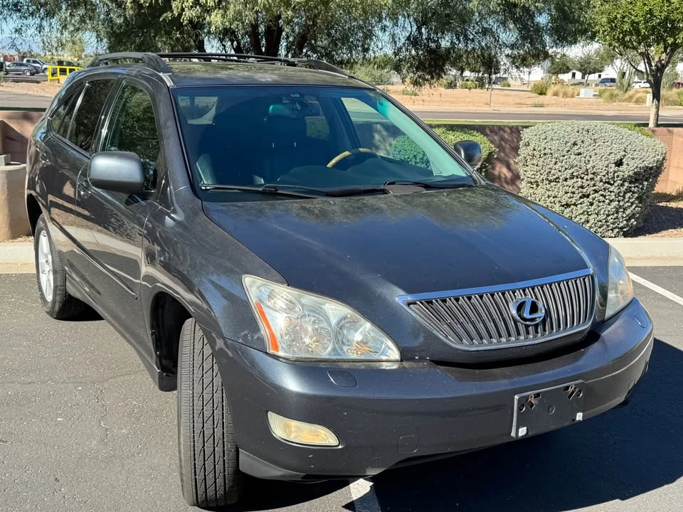 2004 Lexus RX 2nd Gen - Image 3 of 17