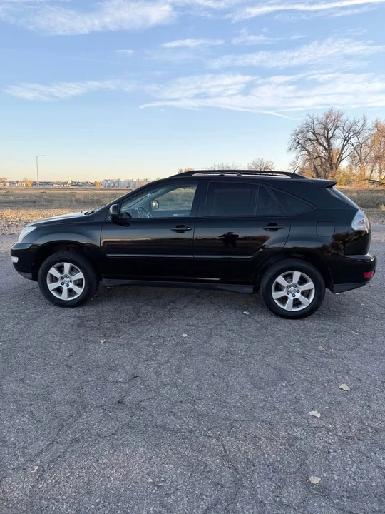 2004 Lexus RX 2nd Gen - Image 7 of 12