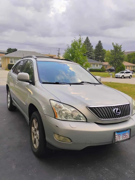 2004 Lexus RX 2nd Gen - Image 3 of 5