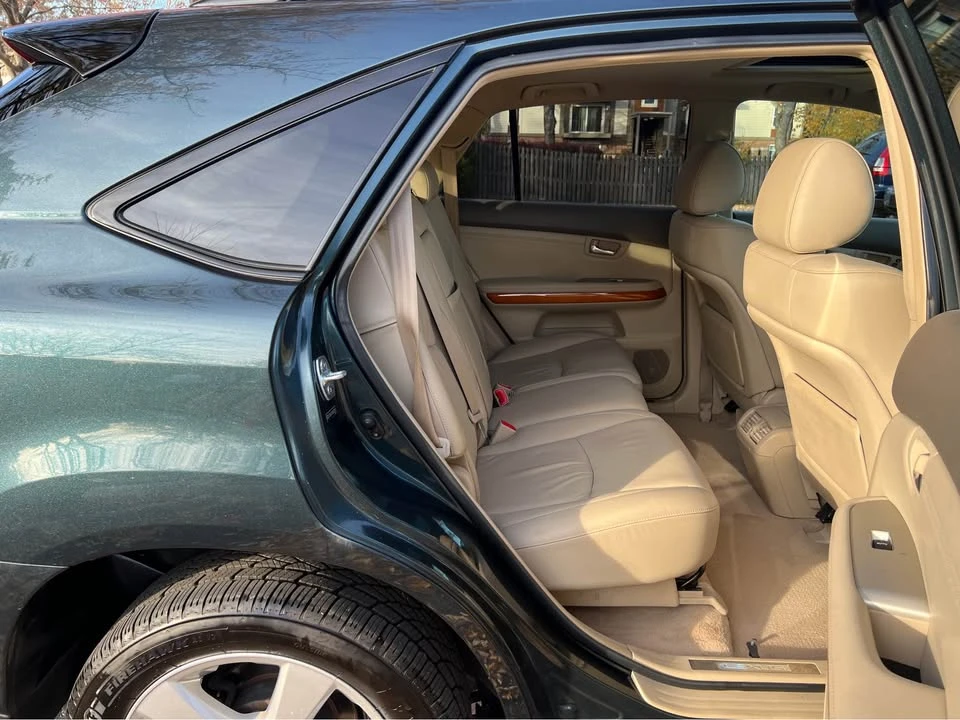 2004 Lexus RX 2nd Gen - Image 12 of 20