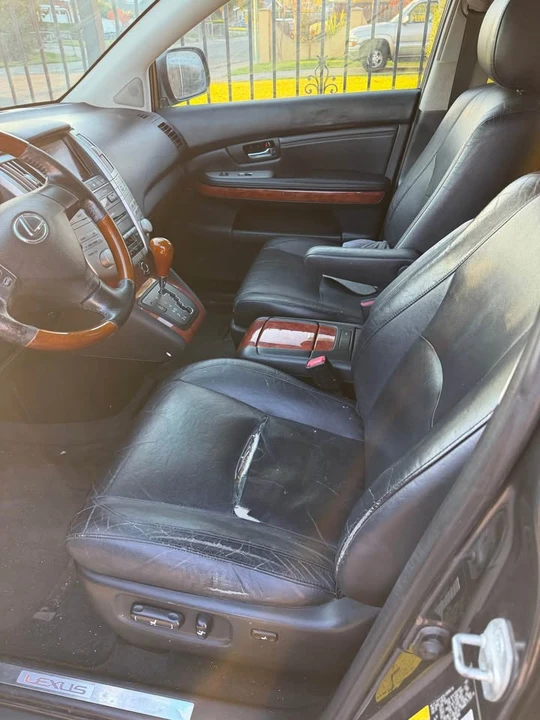 2004 Lexus RX 2nd Gen - Image 3 of 6