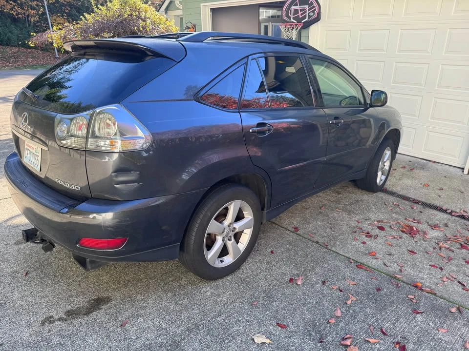 2004 Lexus RX 2nd Gen - Image 2 of 12
