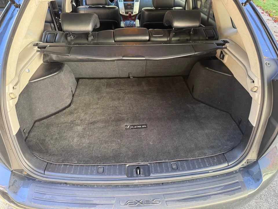 2004 Lexus RX 2nd Gen - Image 9 of 12