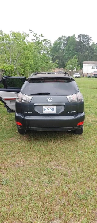 2004 Lexus RX 2nd Gen - Image 5 of 11