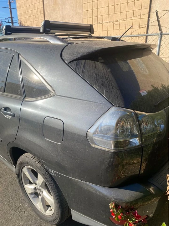 2004 Lexus RX 2nd Gen - Image 3 of 5