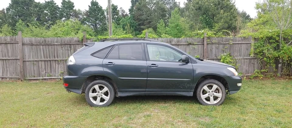 2004 Lexus RX 2nd Gen - Image 4 of 11