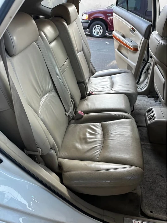 2004 Lexus RX 2nd Gen - Image 11 of 11