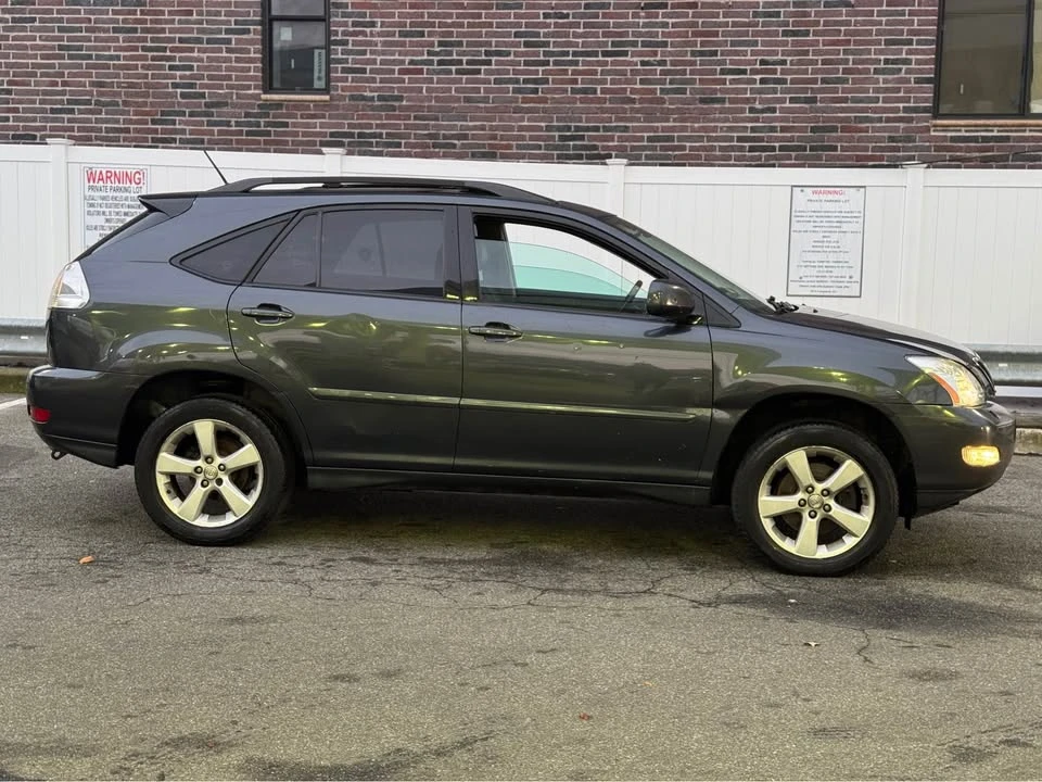 2004 Lexus RX 2nd Gen - Image 7 of 16