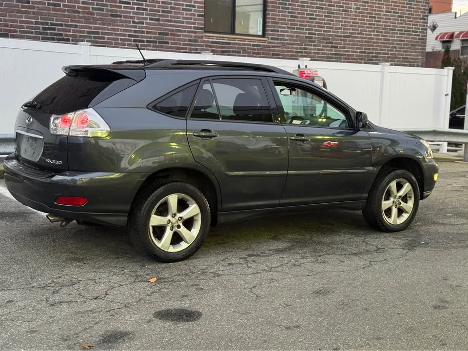 2004 Lexus RX 2nd Gen - Image 8 of 16