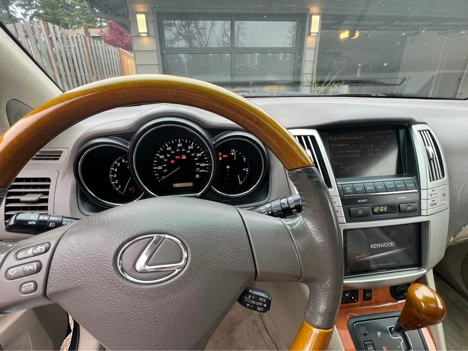 2004 Lexus RX 2nd Gen - Image 4 of 7