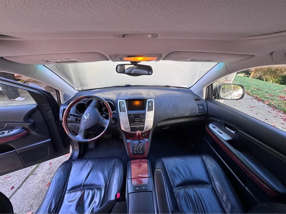 2004 Lexus RX 2nd Gen - Image 4 of 12