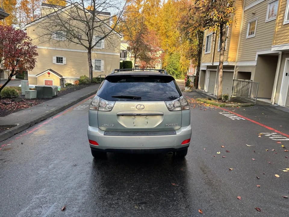 2004 Lexus RX 2nd Gen - Image 5 of 11