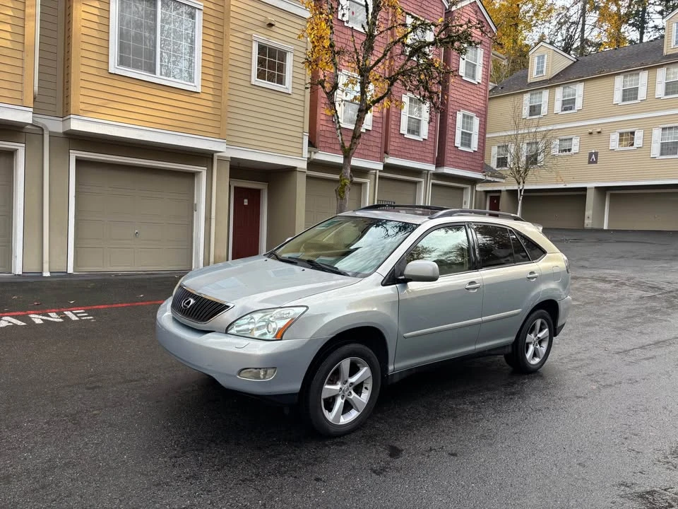 2004 Lexus RX 2nd Gen - Image 2 of 11