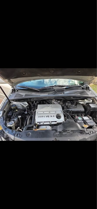 2004 Lexus RX 2nd Gen - Image 2 of 10