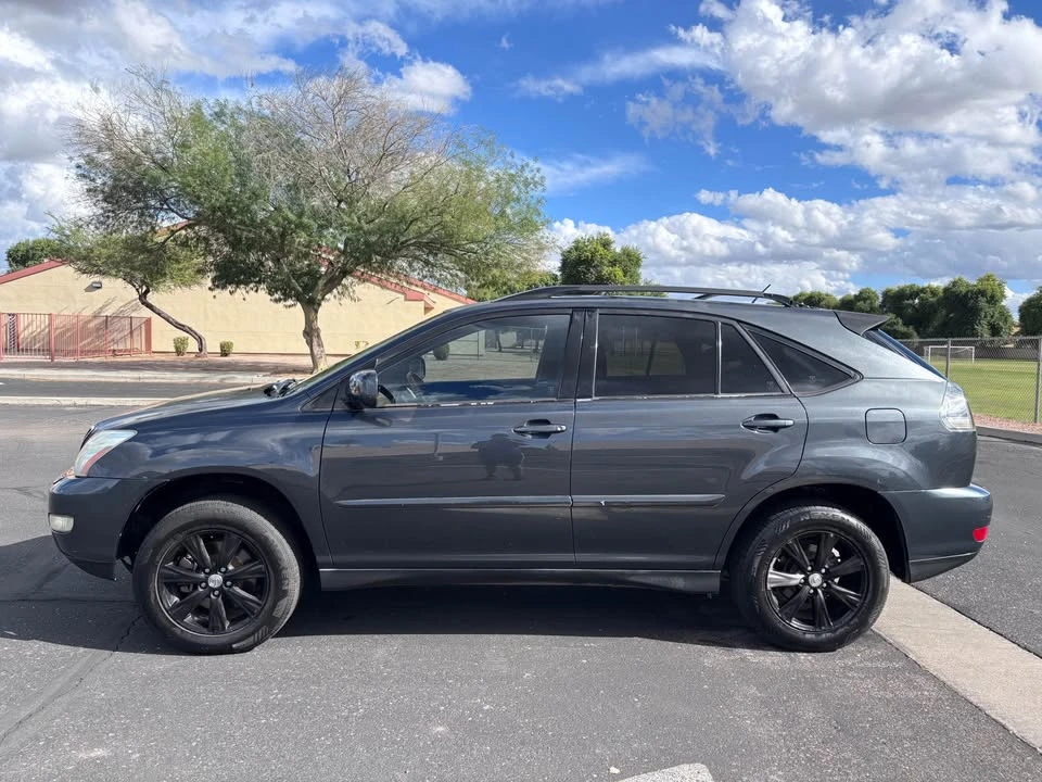 2004 Lexus RX 2nd Gen - Image 3 of 13