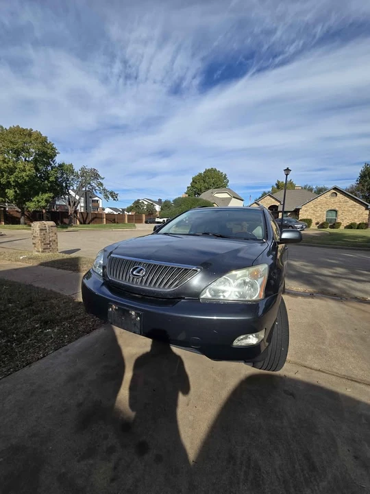 2004 Lexus RX 2nd Gen - Image 8 of 9