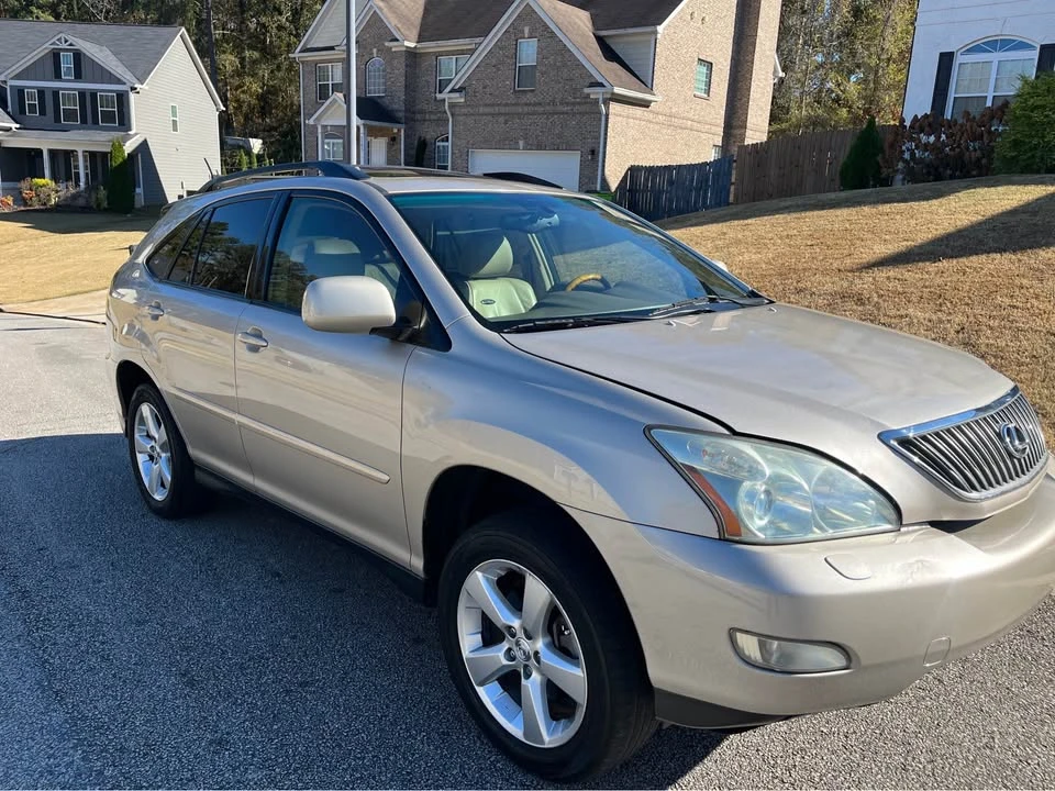 2004 Lexus RX 2nd Gen - Image 3 of 15