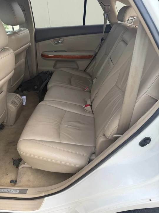 2004 Lexus RX 2nd Gen - Image 2 of 3