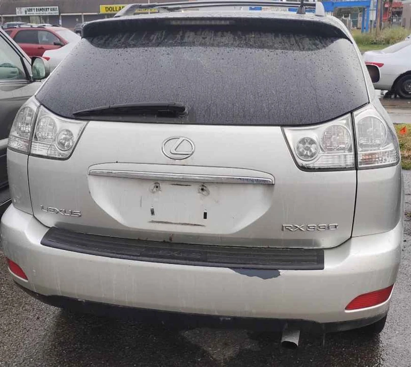 2004 Lexus RX 2nd Gen - Image 3 of 5