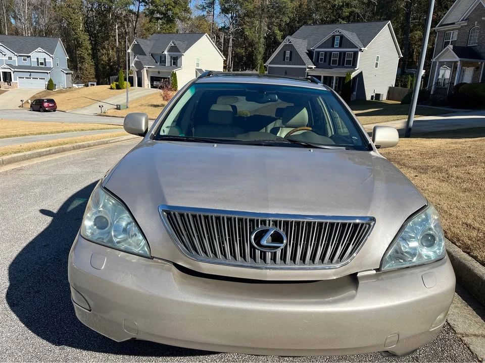 2004 Lexus RX 2nd Gen - Image 2 of 15