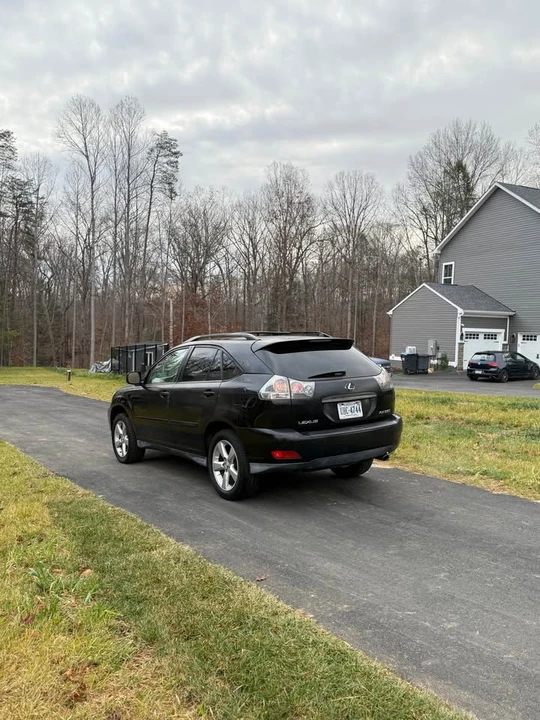 2004 Lexus RX 2nd Gen - Image 4 of 14