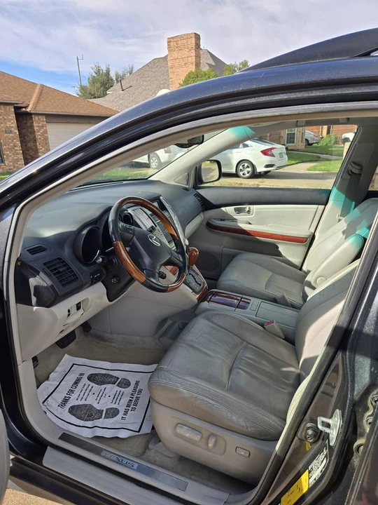 2004 Lexus RX 2nd Gen - Image 4 of 9