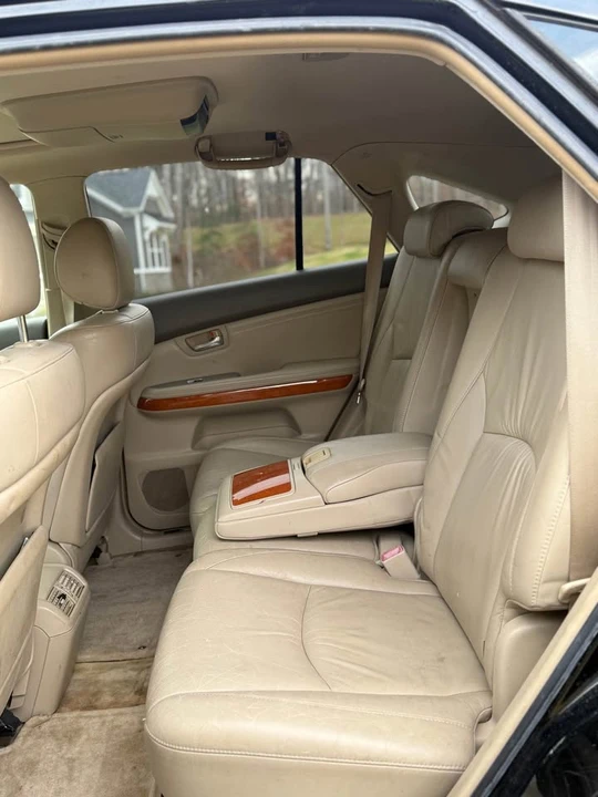 2004 Lexus RX 2nd Gen - Image 12 of 14