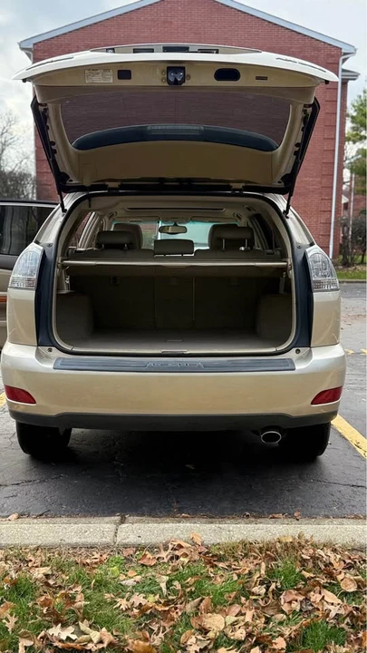 2004 Lexus RX 2nd Gen - Image 4 of 15
