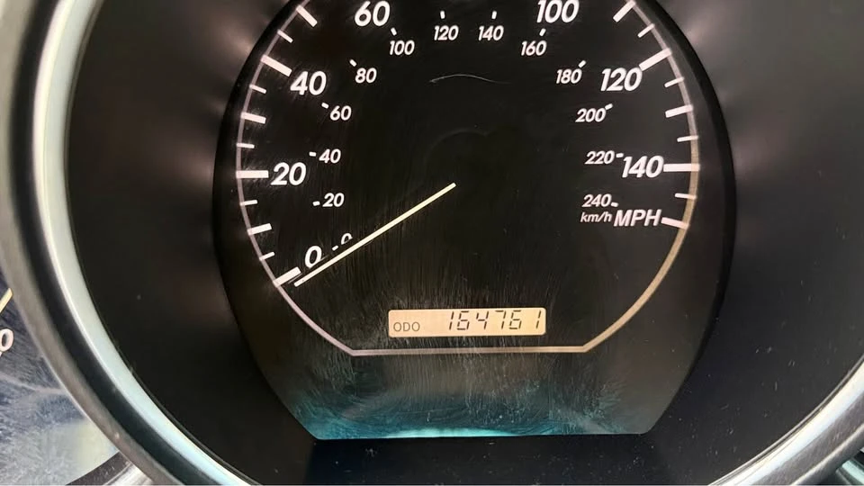 2004 Lexus RX 2nd Gen - Image 12 of 15