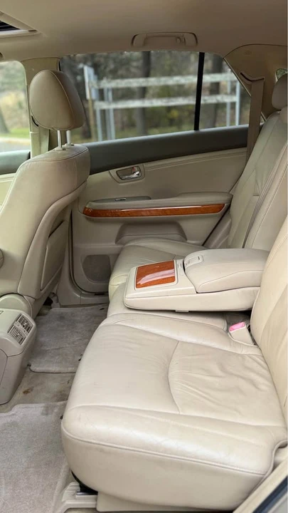 2004 Lexus RX 2nd Gen - Image 6 of 15
