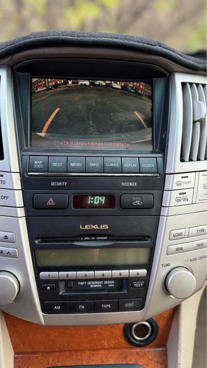 2004 Lexus RX 2nd Gen - Image 9 of 15