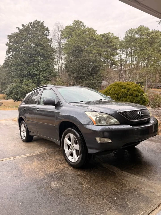 2004 Lexus RX 2nd Gen - Image 2 of 9