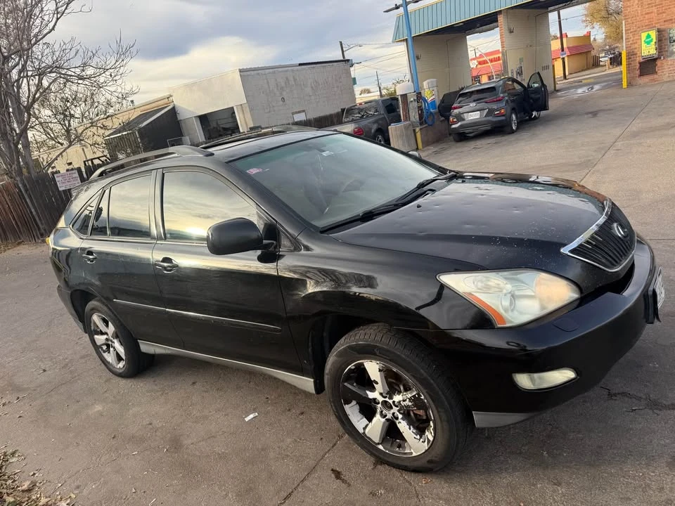 2004 Lexus RX 2nd Gen - Image 15 of 15