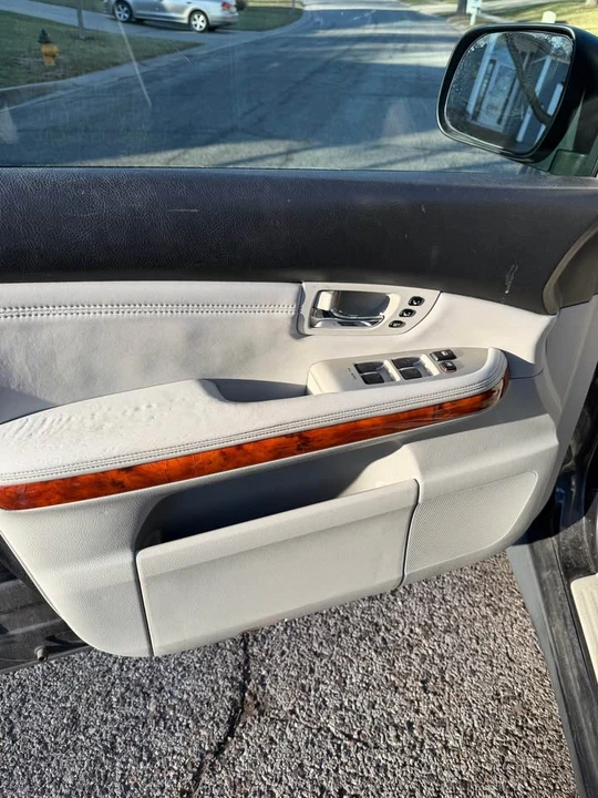 2004 Lexus RX 2nd Gen - Image 11 of 15