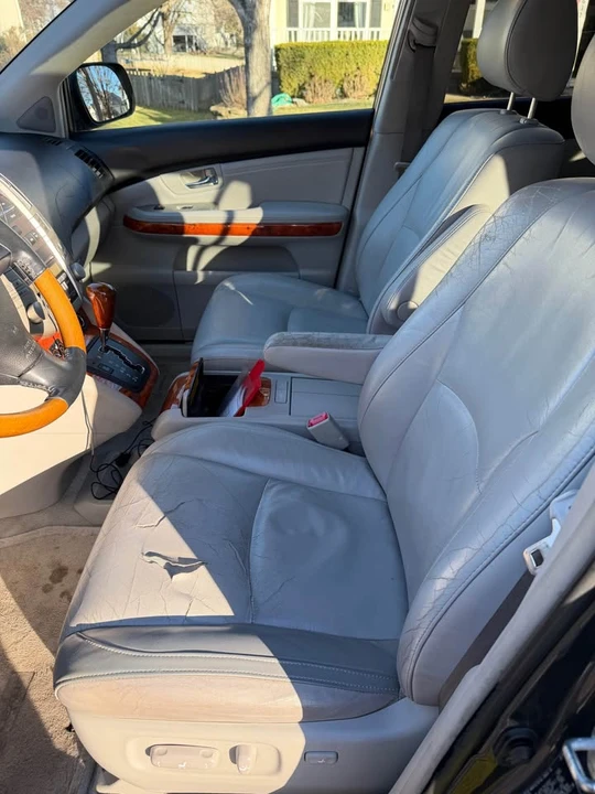 2004 Lexus RX 2nd Gen - Image 12 of 15