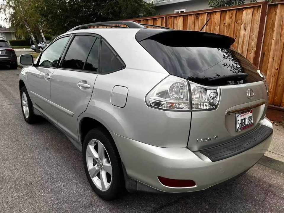 2004 Lexus RX 2nd Gen - Image 4 of 13