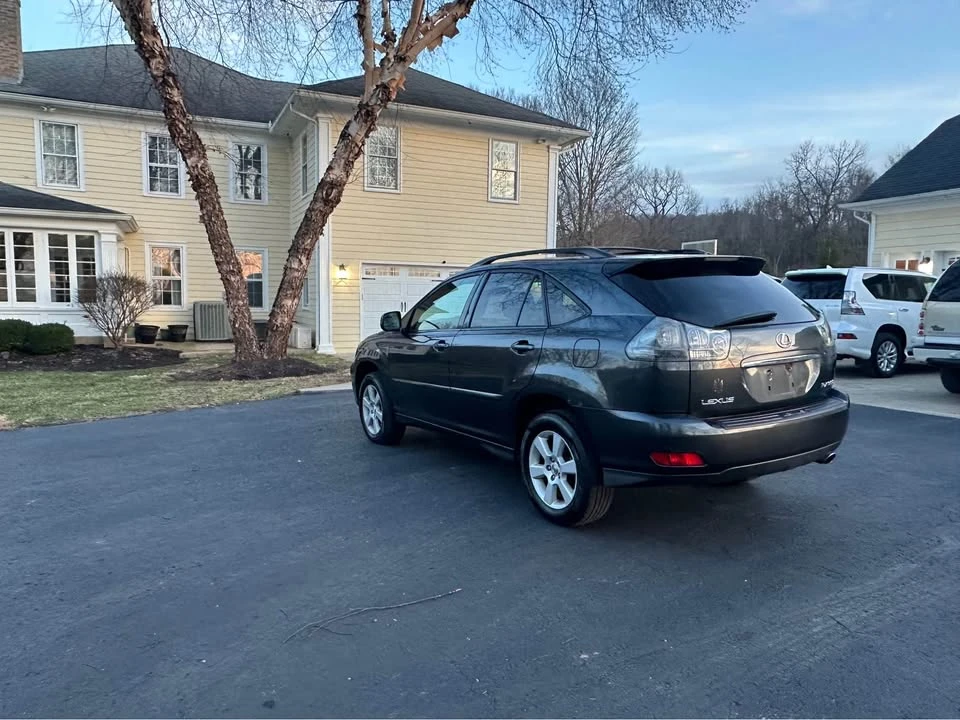 2004 Lexus RX 2nd Gen - Image 6 of 10