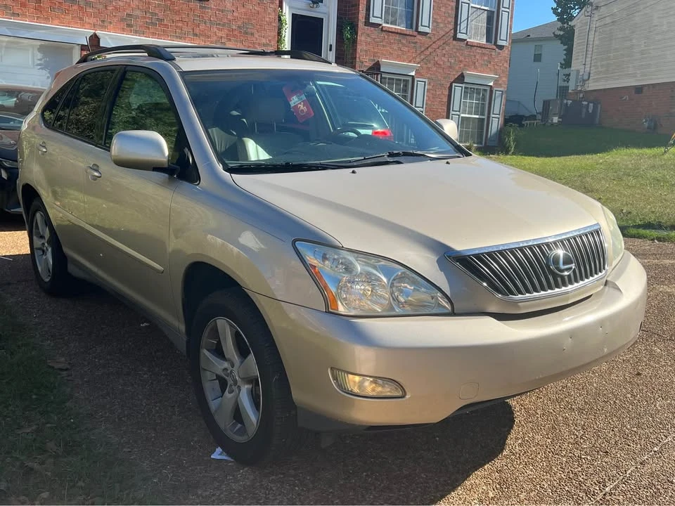 2004 Lexus RX 2nd Gen - Image 2 of 12