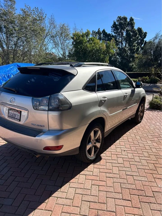 2004 Lexus RX 2nd Gen - Image 3 of 8