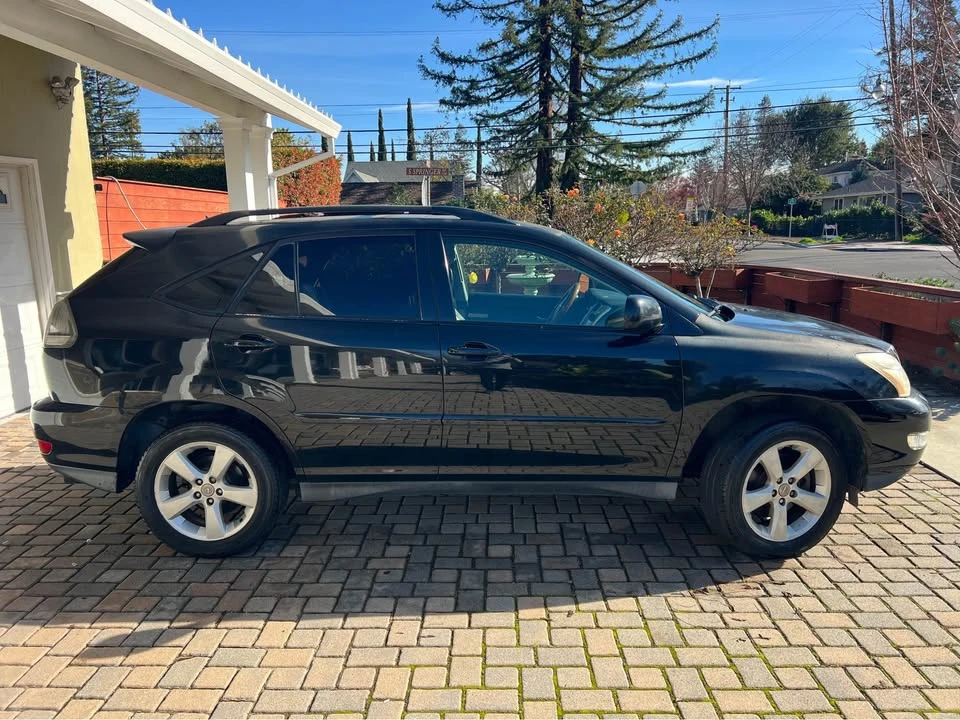 2004 Lexus RX 2nd Gen - Image 2 of 10