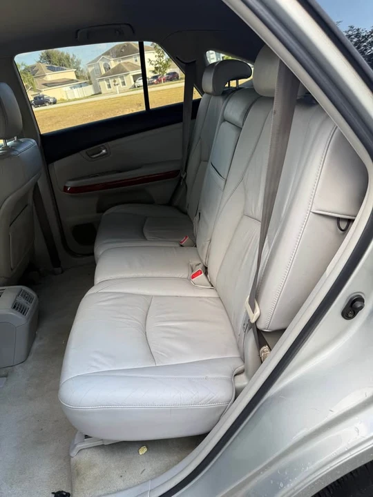 2004 Lexus RX 2nd Gen - Image 12 of 19