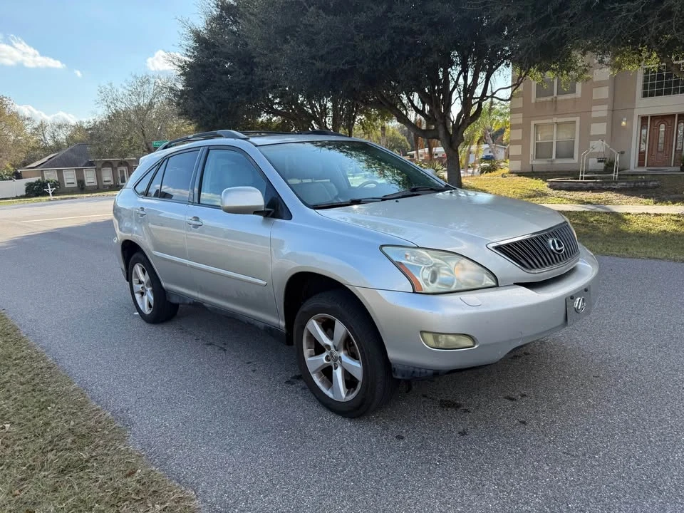 2004 Lexus RX 2nd Gen - Image 4 of 19